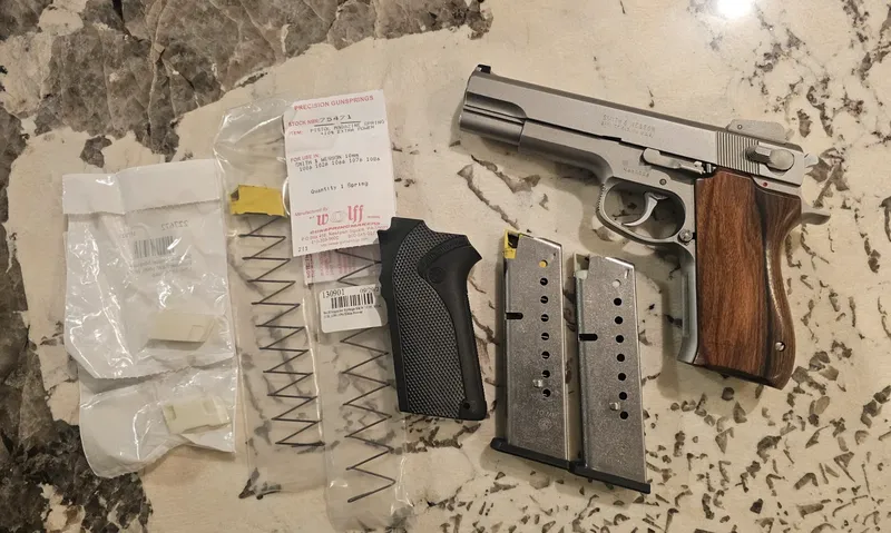 WTS Smith & Wesson Model 1006 10mm - Houston