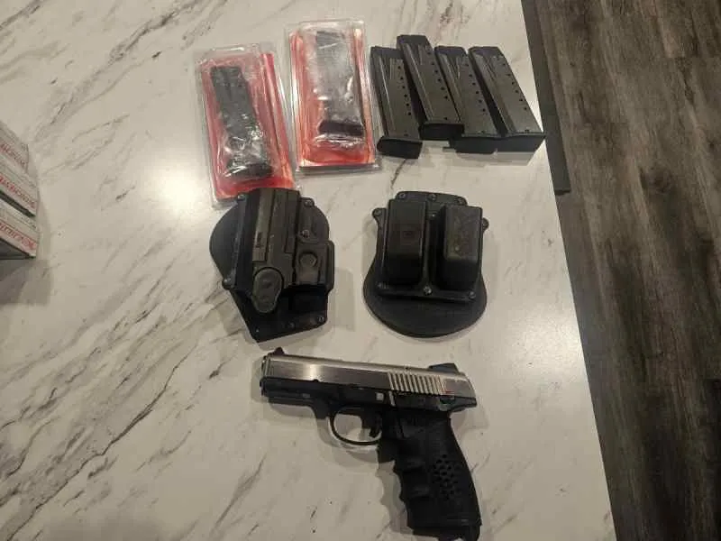 Ruger SR40 and Ammo for sale in Houston Texas