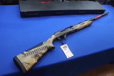 Benelli Model SBE3 Super Black Eagle 3 Shotgun 12GA Marsh Camo 28" 11233 SA