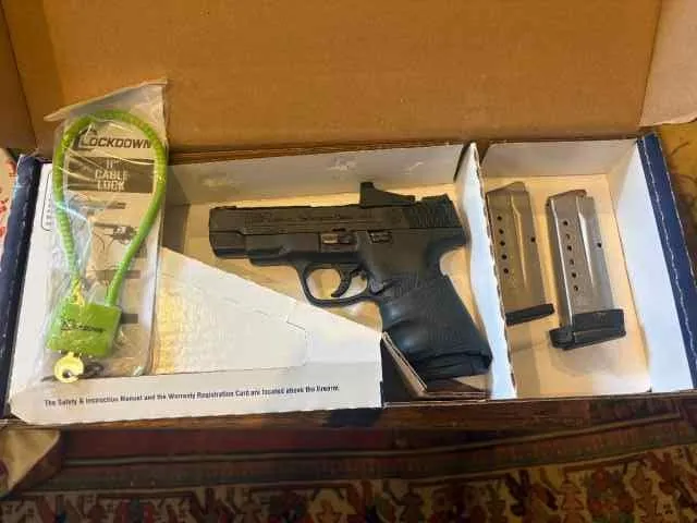 M&P Shield 9mm w/ optic Performance Center for sale in Austin Texas