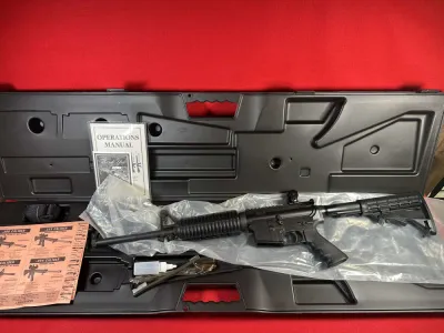 DPMS Panther Arms AR15 AR A-15 16" 223-5.56mm Rifle in Case MINT