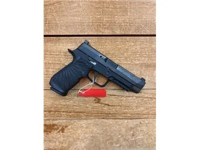 Sig Sauer P320 Wilson Combat w/sights 9mm - USED