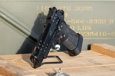 Kimber 2k11 Comp 9mm Black, ask about discounts, free USA flag stand