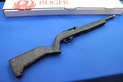 Ruger 10-22 CARBON FIBER X22 Rifle 22LR 16" MAGPUL MOE 10/22 32014 SA 22 BK