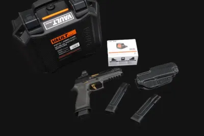 SIG Sauer Custom Works Spectre Comp w/ HoloSun & 3/Mags
