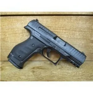 Walther 2830019 Q4 SF 9mm pistol 3 magazines NIB