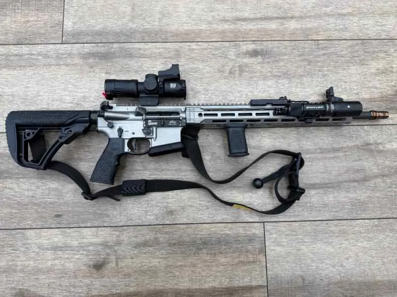 *USED* DANIEL DEFENSE DDM4V7 PRO CUSTOM BUILD for sale in Houston Texas