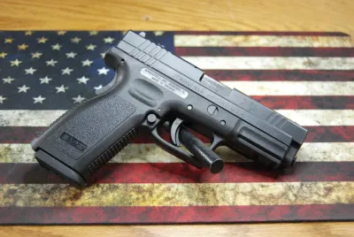 Springfield Armory XD – .40S&W – 4” Barrel – 12+1 – Excellent Condition