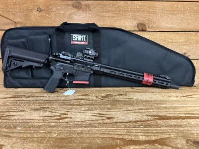 Springfield Saint Victor V2 w/ Green Dot - 5.56mm - 16"