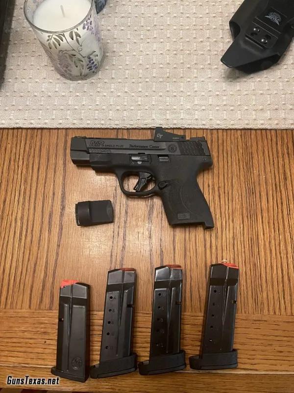 Smith & Wesson M&P Shield Plus Performance Center 9mm