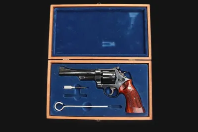 Smith & Wesson model 27-2 Revolver .357 Mag 6" w/Display Case