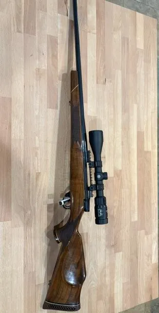 Wby Vanguard -- Beautiful wood