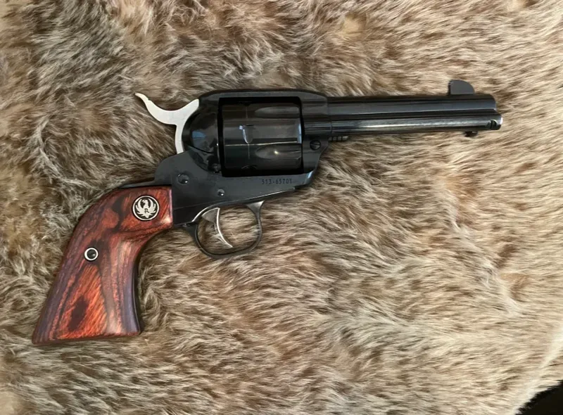 WTS Ruger New Vaquero .45 Colt, like new, $600 firm, Tomball