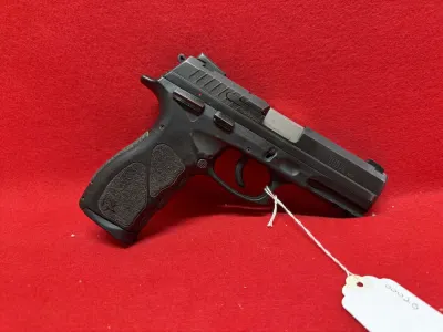 Used Taurus TH9 9mm 4.27" barrel Good Condition 17rd