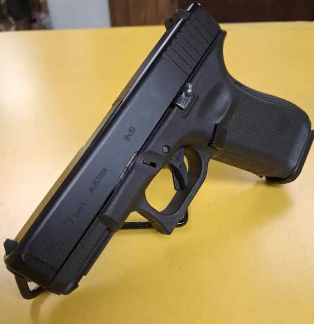 *USED* Glock 19 GEN 5 for sale in Houston Texas