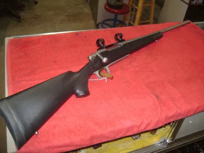 REMINGTON MODEL 700 BDL 7mm MAGNUM LEUPOLD BASE & RINGS