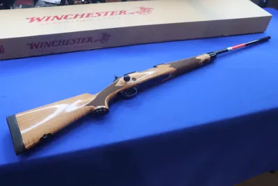 Winchester Model 70 SUPER GRADE Rifle 300 WIN MAG DELUXE MAPLE 26" 300WIN