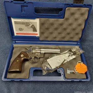 COLT'S MFG.MODEL PYTHON DA/SA REVOLVER (SP4WTS) .357 MAGNUM CAL. 4.25" BBL