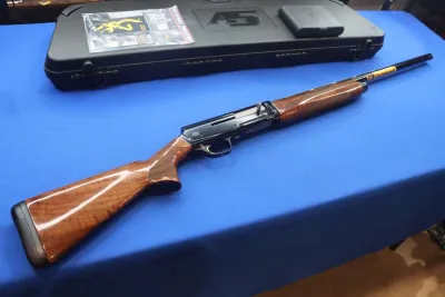 Browning Model A5 Hunter Shotgun 12GA 28" Deluxe Wood Semi Auto NEW Auto 5