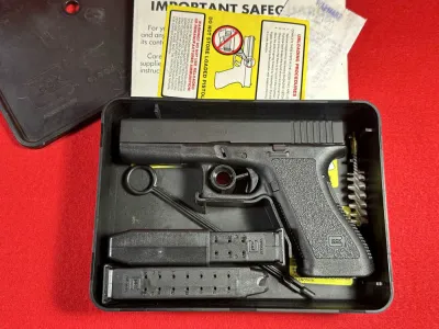 1992 Original Glock 17 Gen 2 9mm 4.5" Two Pin Pistol - MINT IN BOX