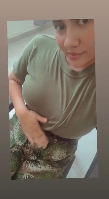 Militar safadinha se filmando
