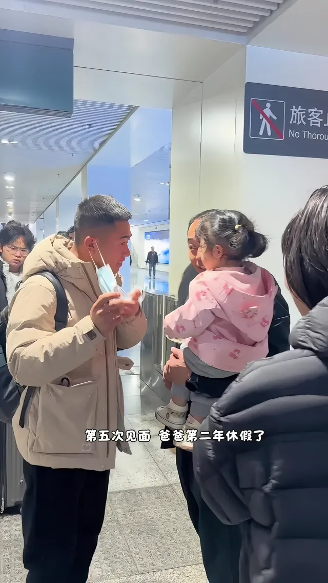 Douyin video: Since I started to know the world, I've gotten used to waiting and absence. But she is pro by With Good Memories