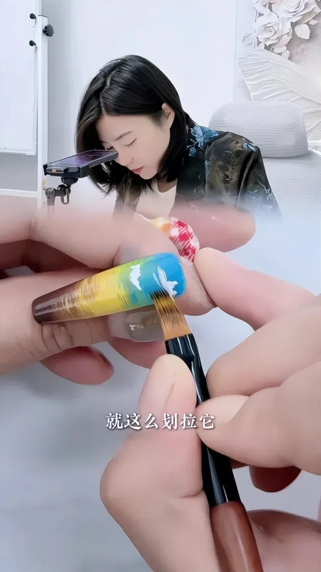 Douyin video: Coconut Tree Nail Tutorial, Simple and Easy by Shenyang Shining Nail and Eyelash Training