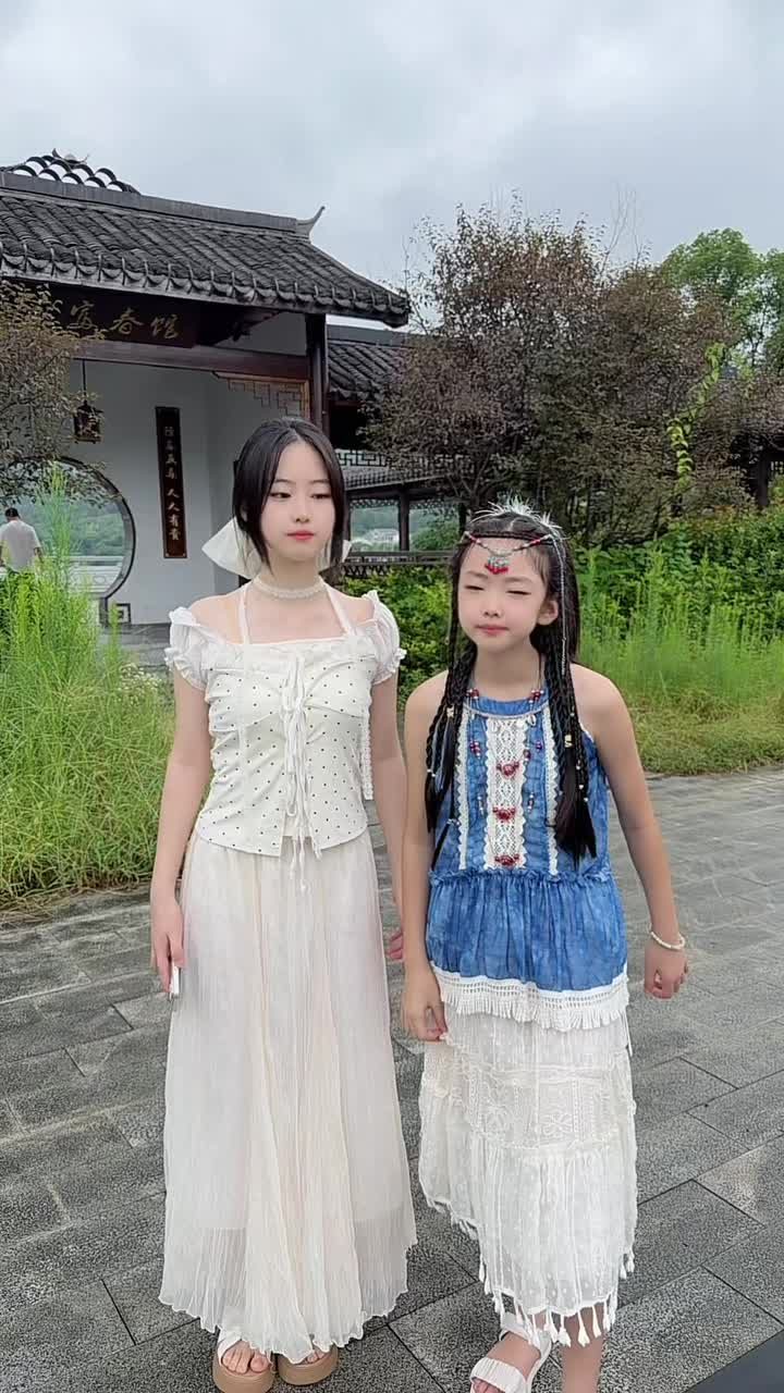 Douyin video: If you're tired, just go back to your hometown. by Kung Fu Jiaoyang