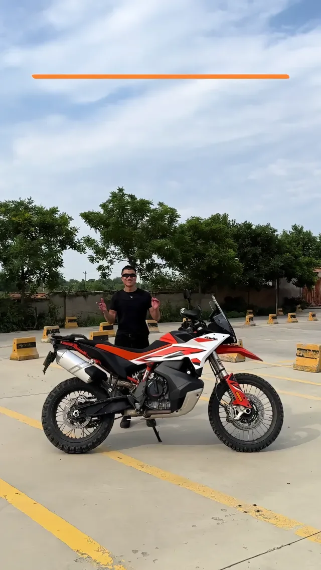 Douyin video: SOVI Test Drive: KTM 790ADV R by SOVI