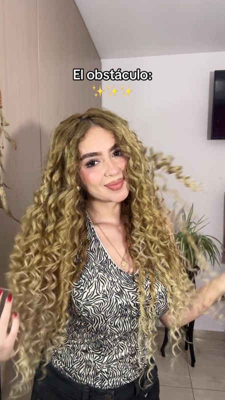 TikTok video by @angiegomezpv_ using the sound Stray.wav