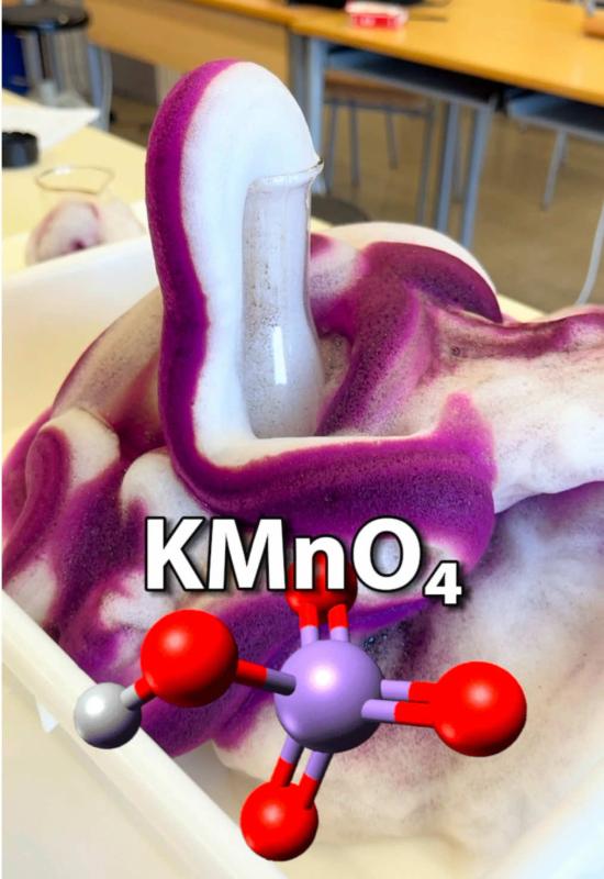 TikTok video by @ciencia_radiactiva using the sound Can You Hear The Music