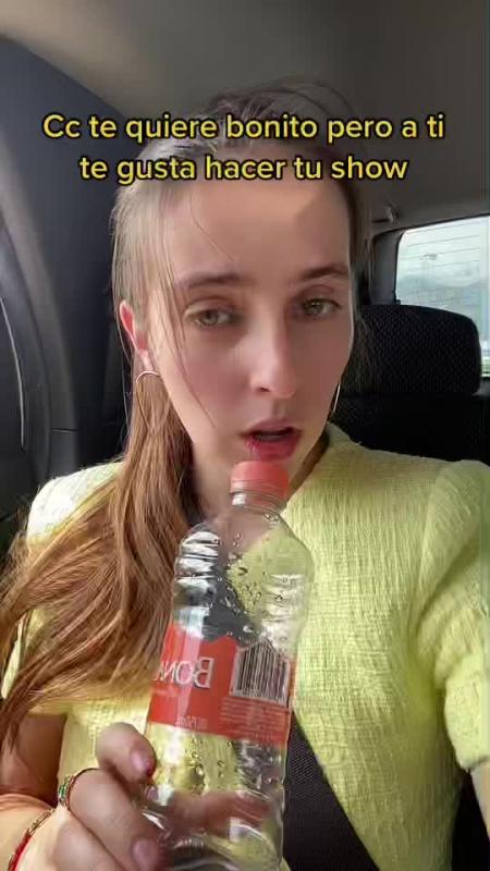 Video de TikTok de @kimmigneault con el sonido Me Porto Bonito