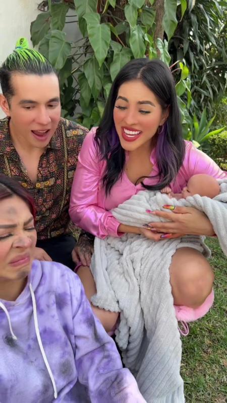 TikTok video by @karla.bustillos using the sound El Gordo Trae El Mando
