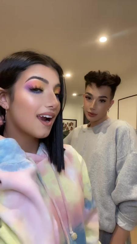 Video de TikTok de @charlidamelio con el sonido JOEMAMA