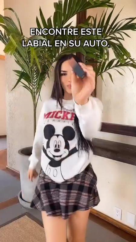 Video de TikTok de @kimberly.loaiza con el sonido Mega Francesita (Remix)