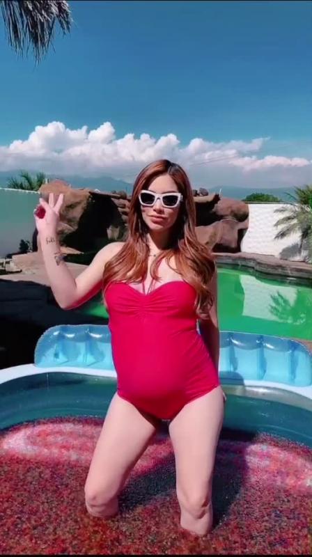 TikTok video by @kimberly.loaiza using the sound Hai phút hơn