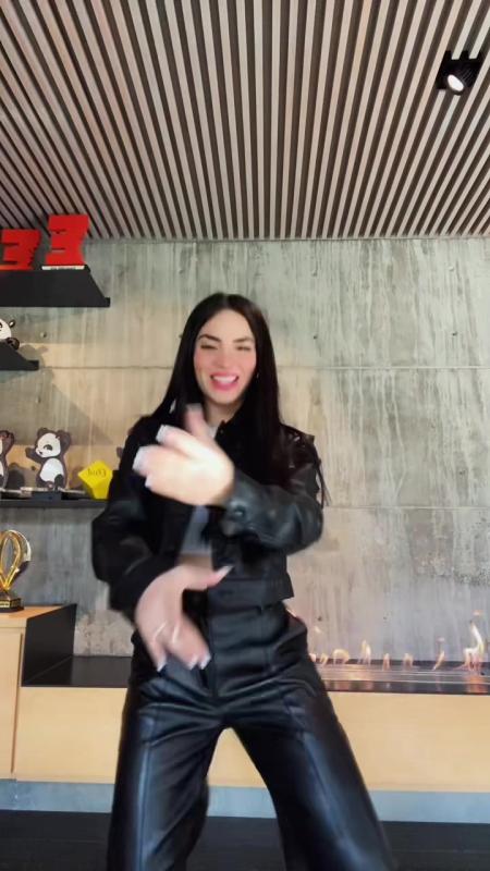 TikTok video by @kimberly.loaiza using the sound La Old Skul