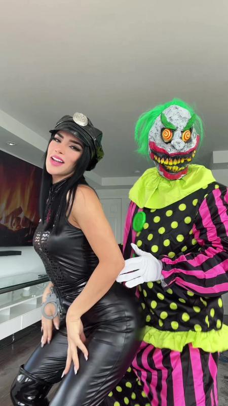 TikTok video by @kimberly.loaiza using the sound Devoto