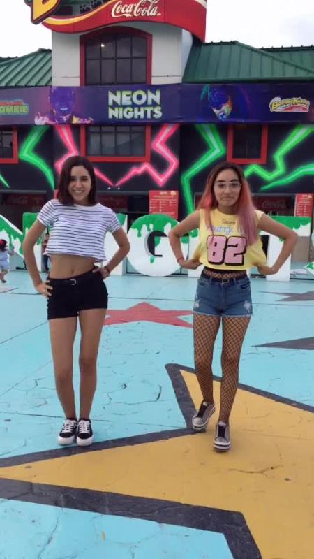 TikTok video by @domelipa using the sound Shake It