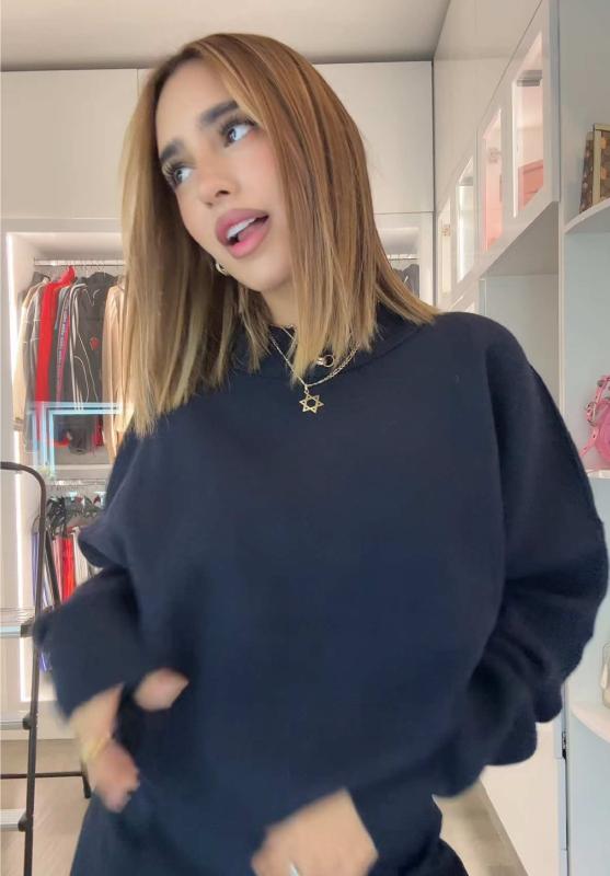 TikTok video by @domelipa using the sound Si Las Gatas Se Amotinan