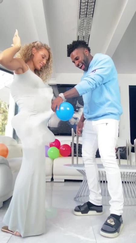 TikTok video by @jasonderulo using the sound talking to the moon sickmix