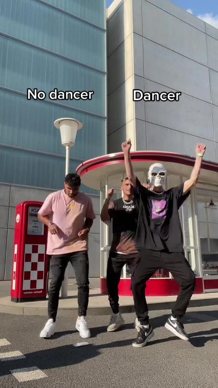 TikTok video by @youneszarou using the sound Trap de Amarela