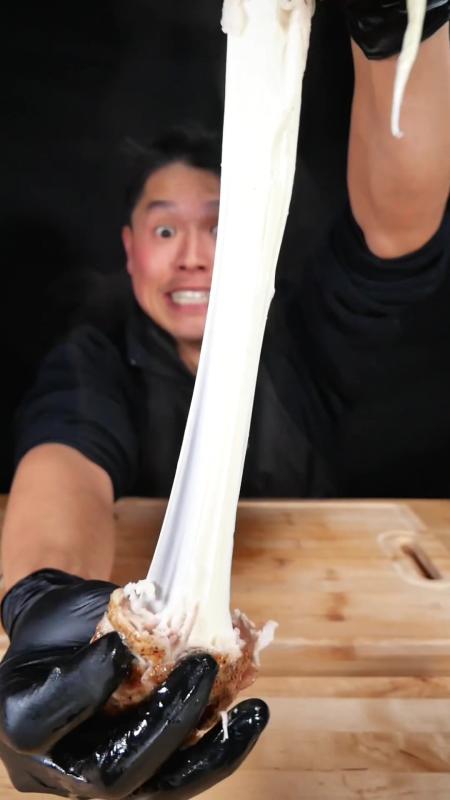 TikTok video by @bayashi.tiktok using the sound Helikopter