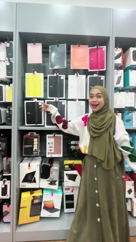 TikTok-Video von @riaricis mit dem Sound Comedy Scenes - Comical, stupid, silly, loose, comical, farce(1295330)