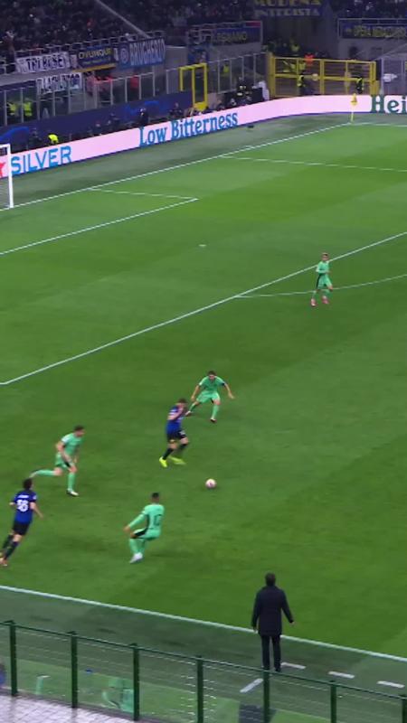TikTok-Video von @championsleague mit dem Sound PHONK BRASILEIRO FRESCO