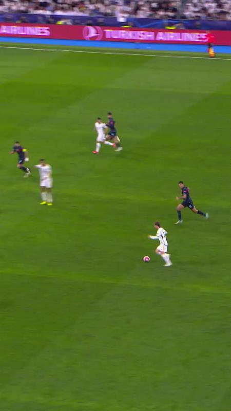 TikTok video by @championsleague using the sound Solas