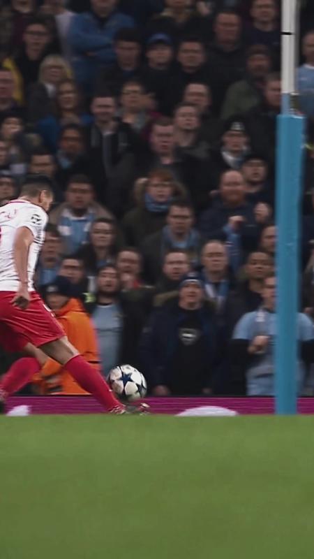 TikTok video by @championsleague using the sound Solas