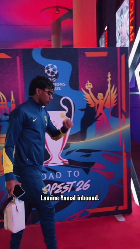 TikTok video by @championsleague using the sound PSG LOW PROFILE 2