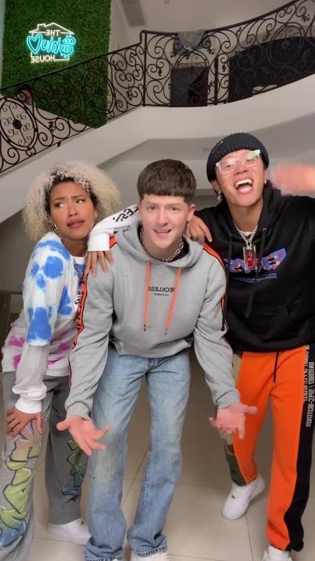 TikTok video by @justmaiko using the sound HotGirl Laffy Taffy Mashup