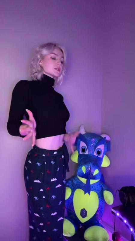 Video de TikTok de @kallmekris con el sonido Own brand freestyle transition